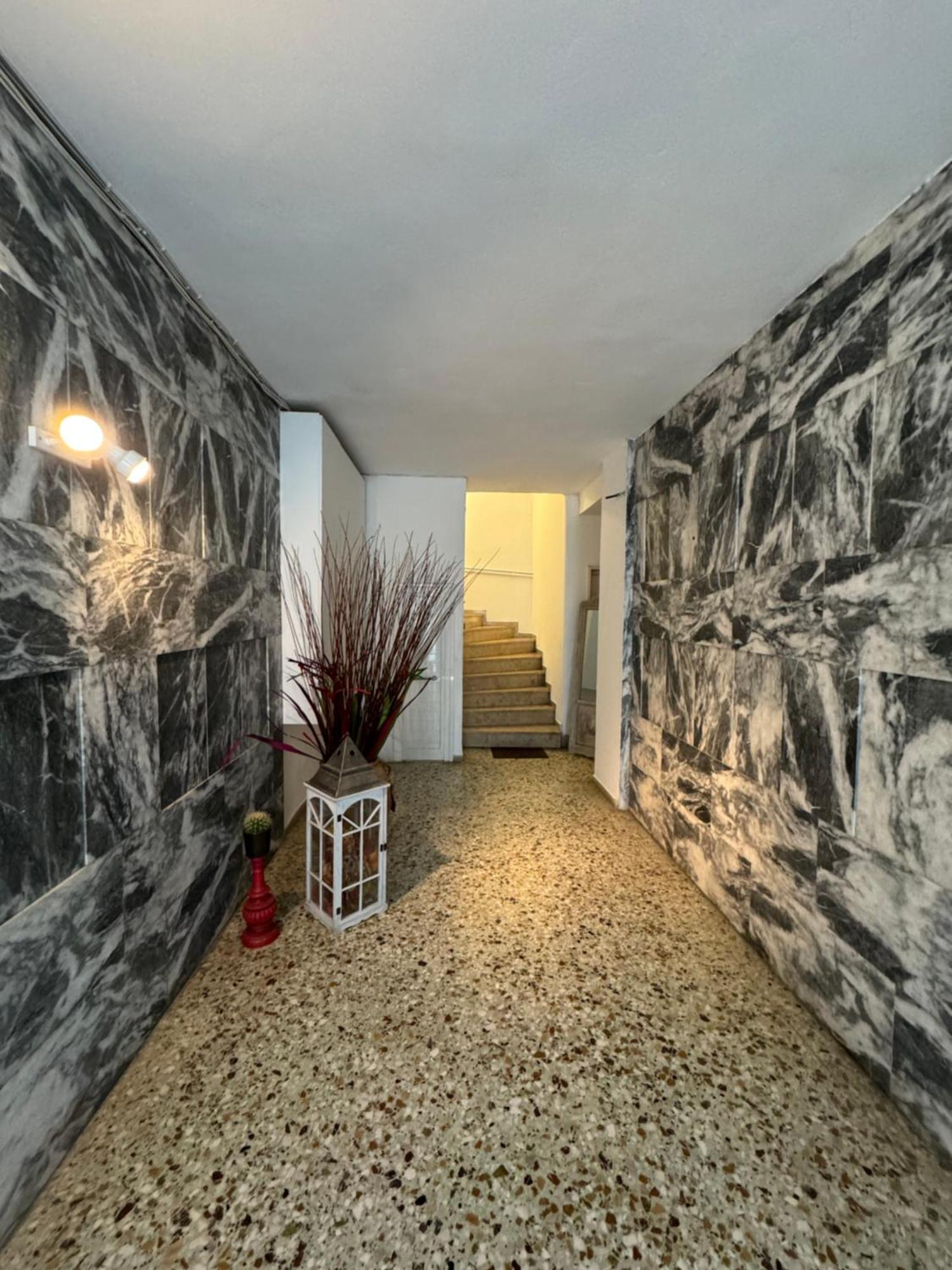 Apollo Apartment Athens/Airport Spáta Exteriör bild